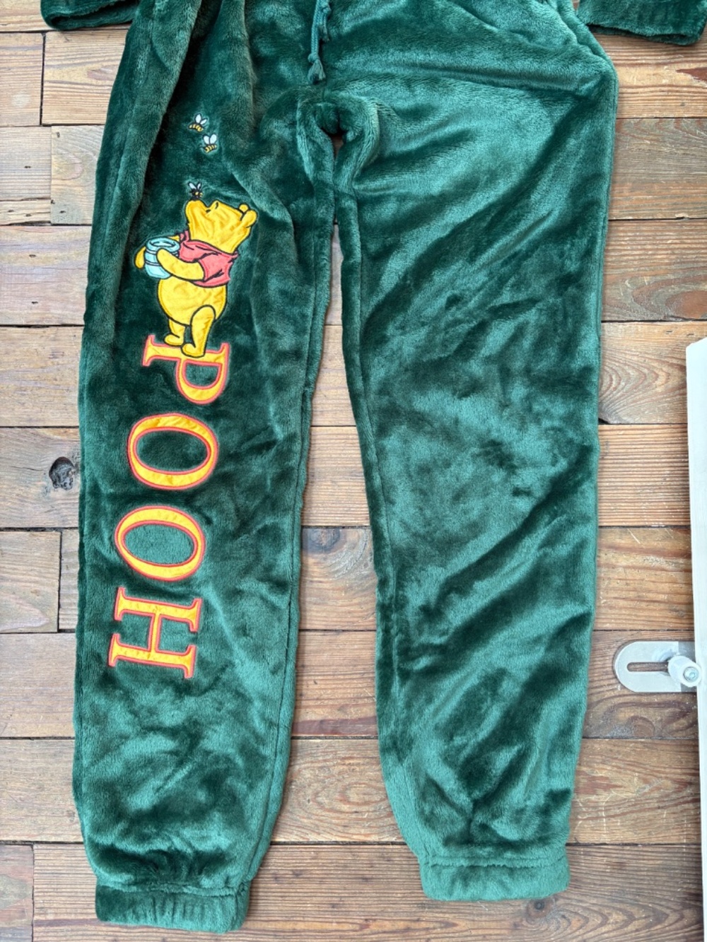 Disney XS Winnie the Pooh Lounge Set Green - Picture 3 of 5